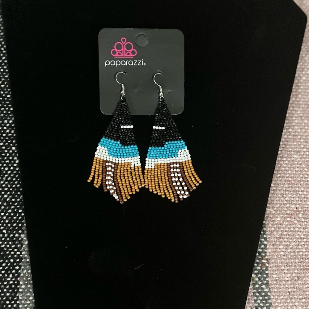 Summer Beach Black Earrings 🏝️